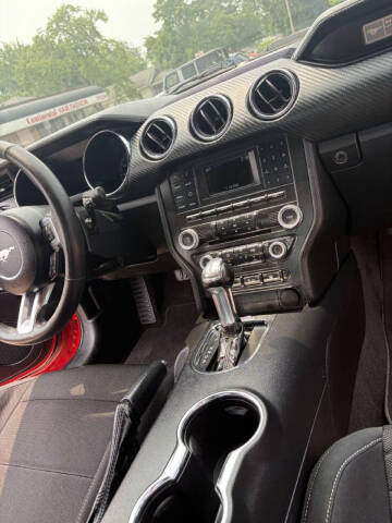 2015 Ford Mustang V6