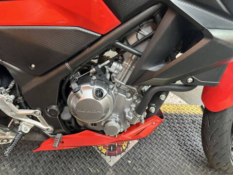 2015 Honda CB300F