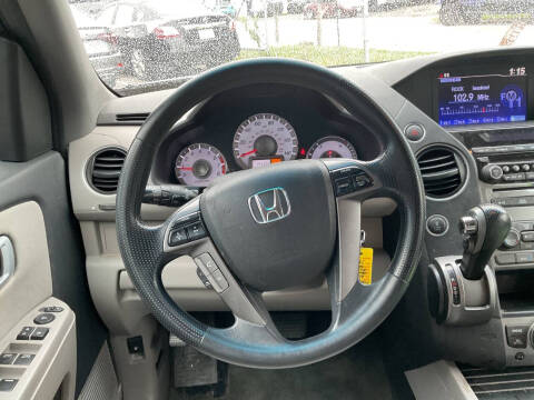 2015 Honda Pilot SE