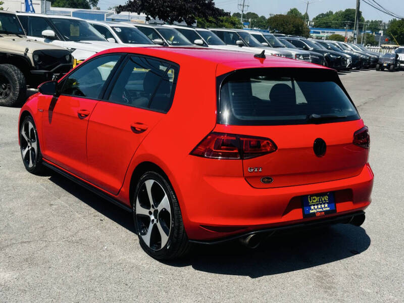 2017 Volkswagen Golf GTI S
