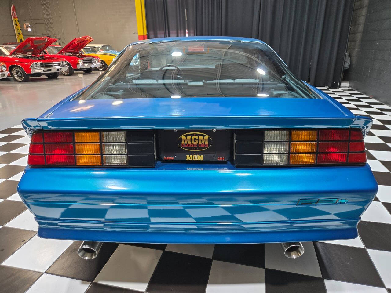 1992 Chevrolet Camaro 3