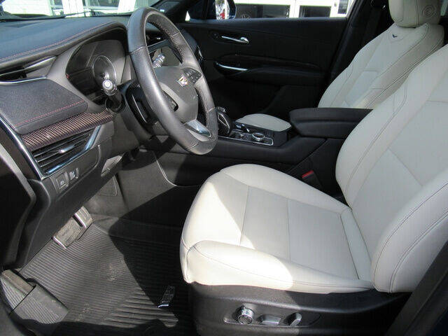 2019 Cadillac XT4 Sport