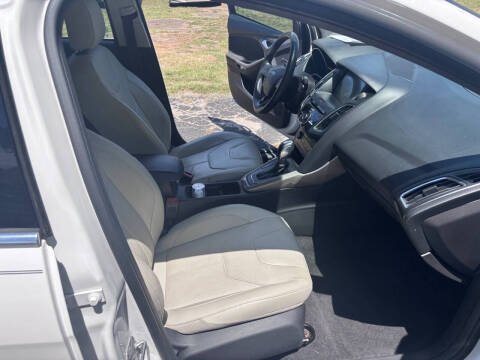 2017 Ford Focus Titanium