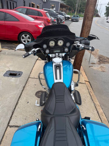 2010 Harley-Davidson Street Glide FLHX
