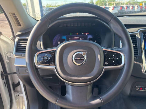 2023 Volvo XC90 B5 Core