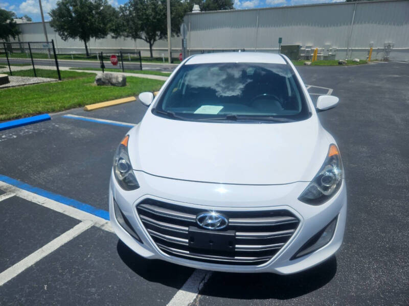 2016 Hyundai Elantra GT Base photo 8