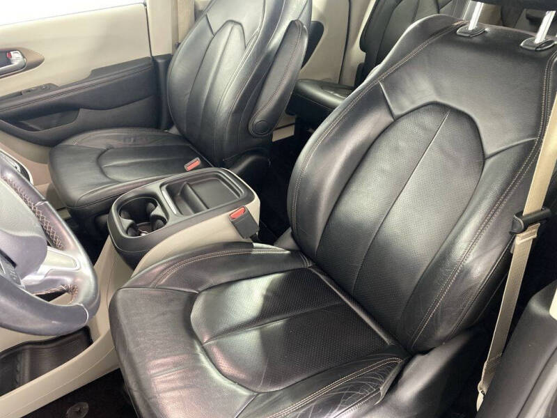 2018 Chrysler Pacifica Touring L