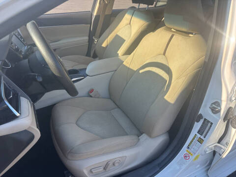 2018 Toyota Camry LE