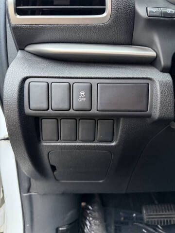 2020 Mitsubishi Eclipse Cross LE