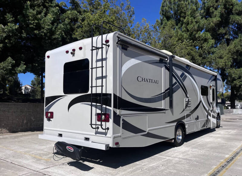 2014 Ford E-Series E-450 SD