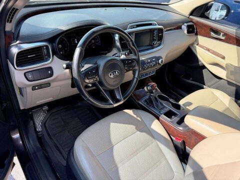 2017 Kia Sorento EX