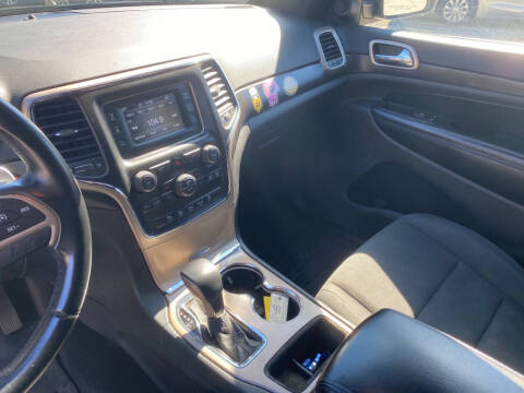 2016 Jeep Grand Cherokee Laredo