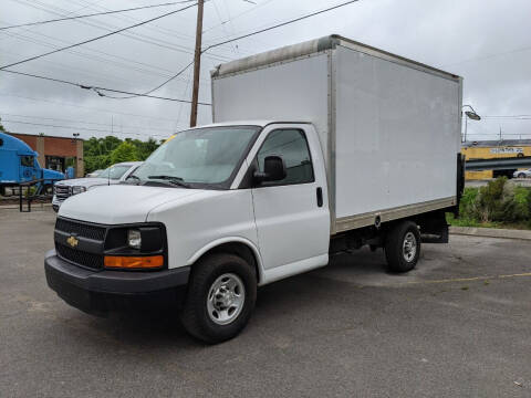 2016 Chevrolet Express Cutaway for sale at A & A IMPORTS OF TN in Madison TN