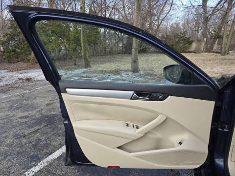 2012 Volkswagen Passat SE PZEV