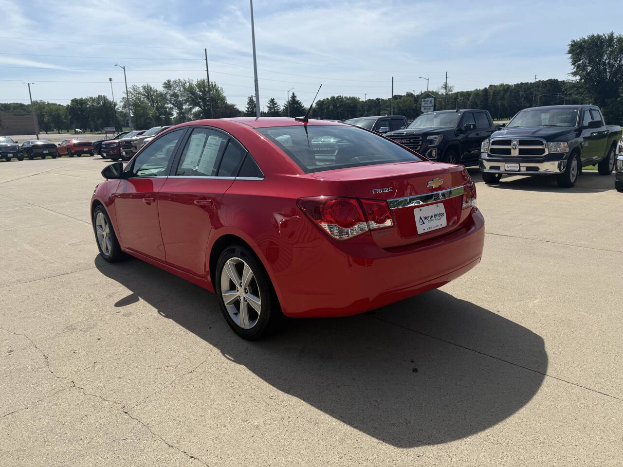 2014 Chevrolet Cruze photo 3