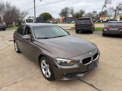 2013 BMW 3 Series 320i