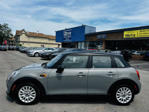 2015 MINI Hardtop 4 Door Cooper