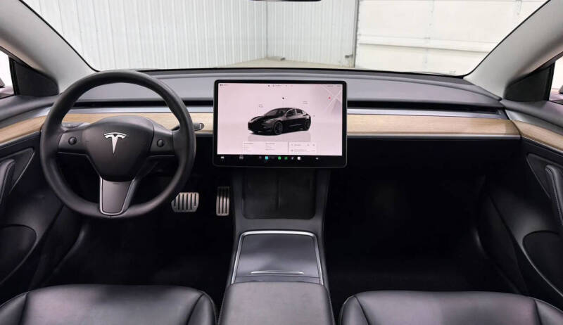 2023 Tesla Model 3 Performance