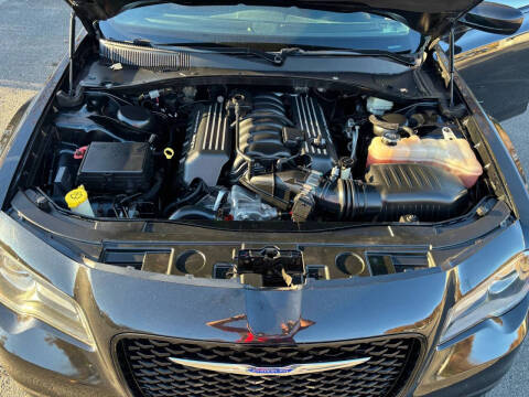 2014 Chrysler 300 SRT8