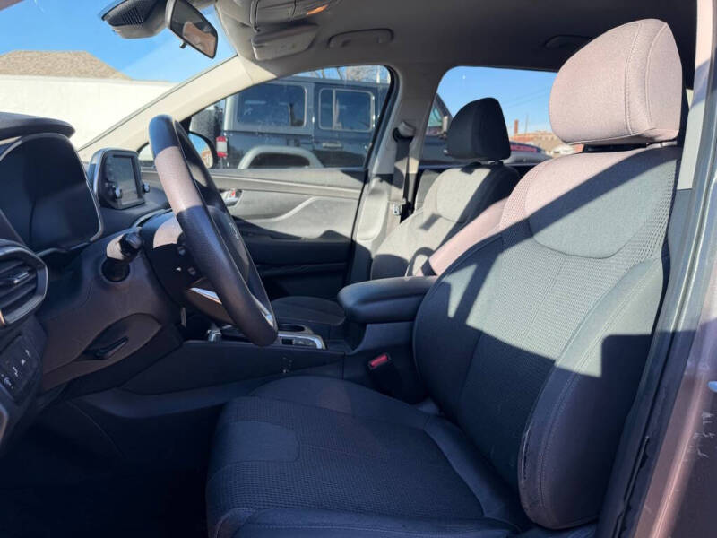 2019 Hyundai Santa Fe SE 2.4L