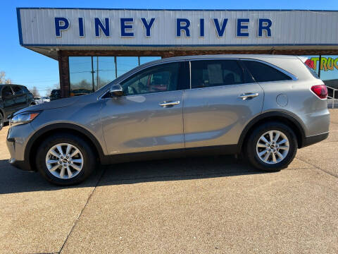 2019 Kia Sorento for sale at Piney River Ford in Houston MO