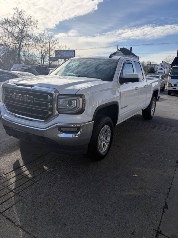 2016 GMC Sierra 1500 SLE's photo