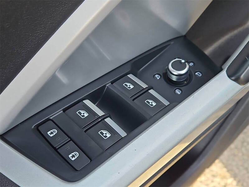 2021 Audi Q3 quattro S line Prem Plus 45 TFSI