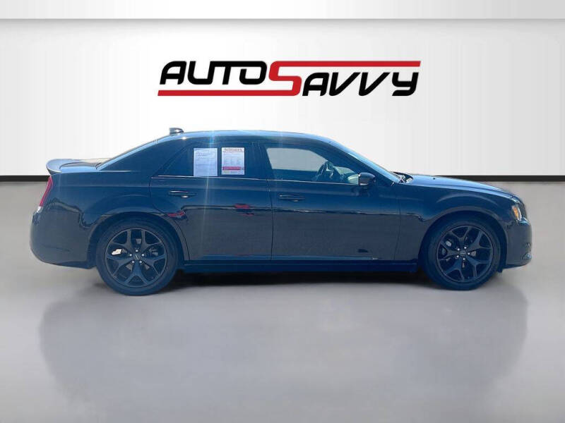 2022 Chrysler 300 S V6