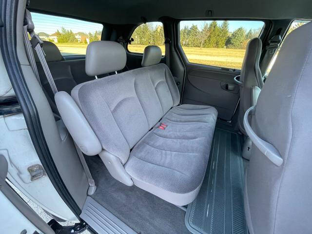 2003 Dodge Caravan SE