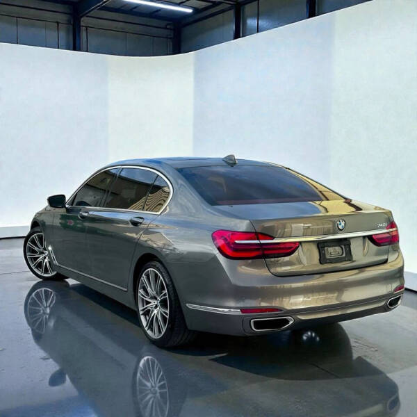 2016 BMW 7 Series 740i