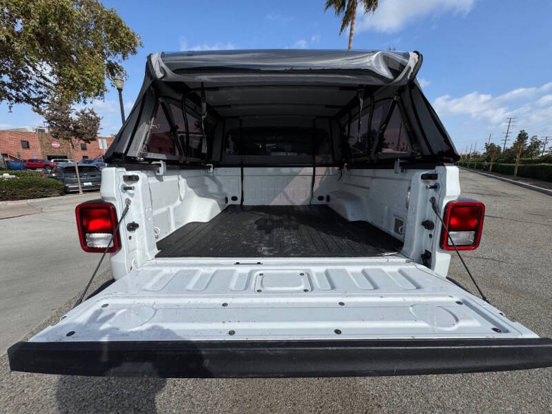 2021 Jeep Gladiator California Edition