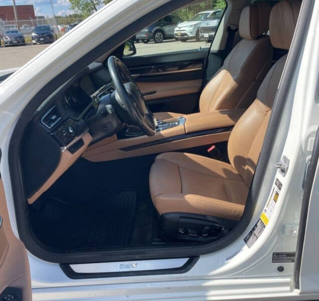 2013 BMW 7 Series 740Li xDrive