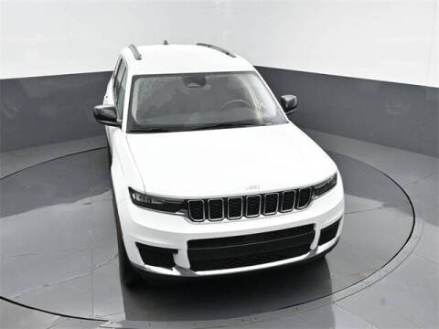 2022 Jeep Grand Cherokee L Laredo