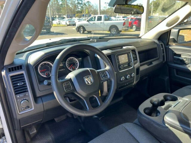 2023 Ram 1500 Classic for sale at South East Car Agency in Gainesville, FL