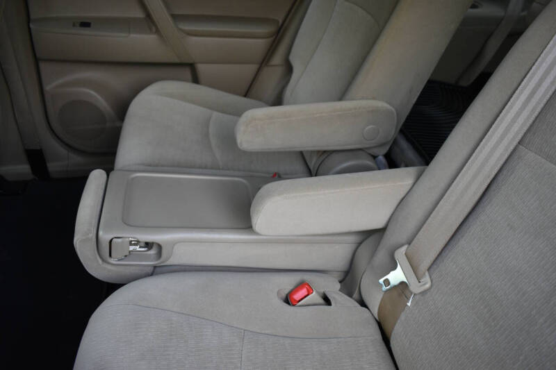 2013 Toyota Highlander Plus