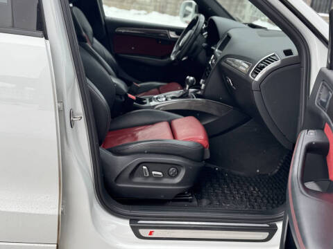 2016 Audi SQ5 3.0T quattro Premium Plus