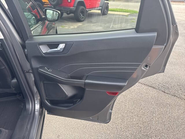 2022 Ford Escape SEL