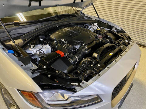 2019 Jaguar F-PACE S