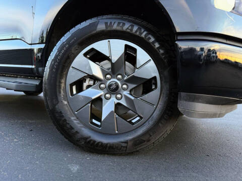 2024 Ford F-150 Lightning XLT
