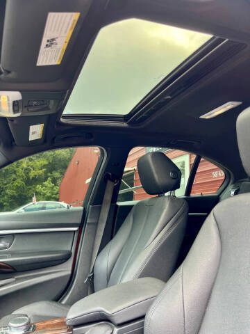 2017 BMW 3 Series 330i