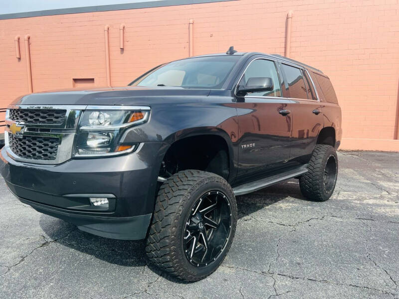 2017 Chevrolet Tahoe for sale at DUNCAN AUTO SALES, INC in Cartersville GA