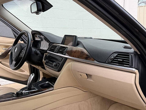 2013 BMW 3 Series 328i