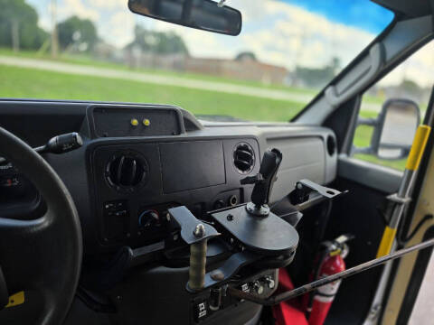 2012 Ford E-Series E-350 SD