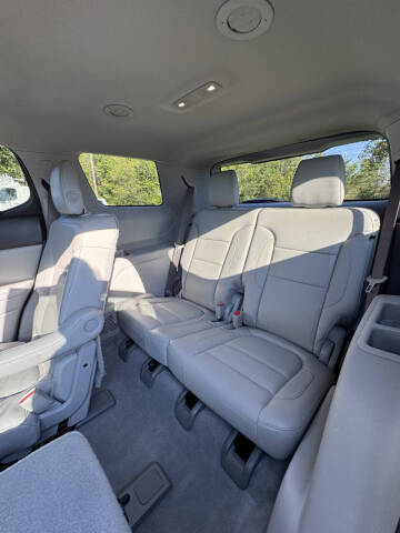 2017 GMC Acadia SLT-1