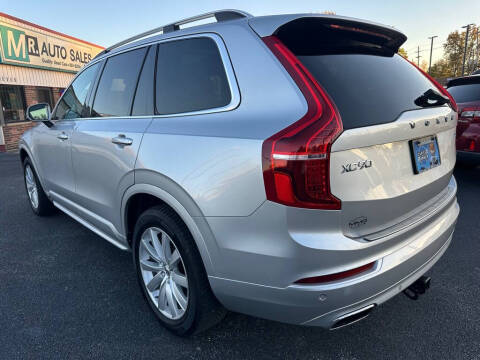 2016 Volvo XC90 T6 Momentum
