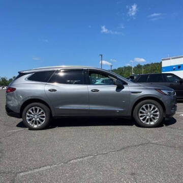 2021 Buick Enclave Essence