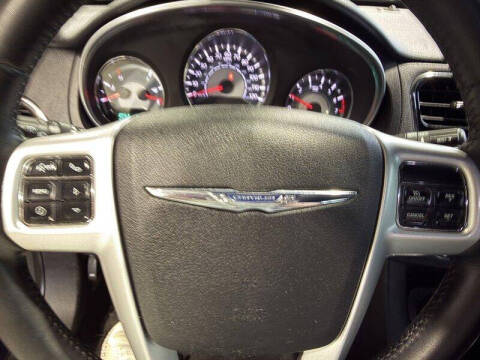 2011 Chrysler 200 Limited