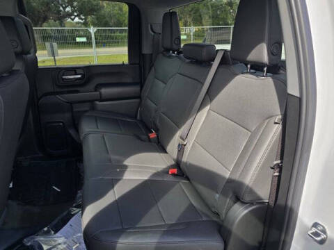 2024 GMC Sierra 2500HD Pro