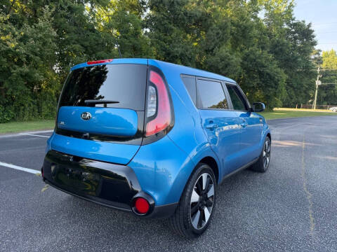 2016 Kia Soul +