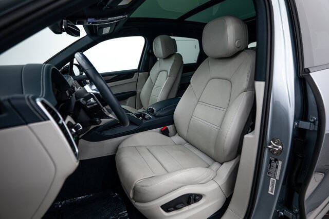 2022 Porsche Cayenne S